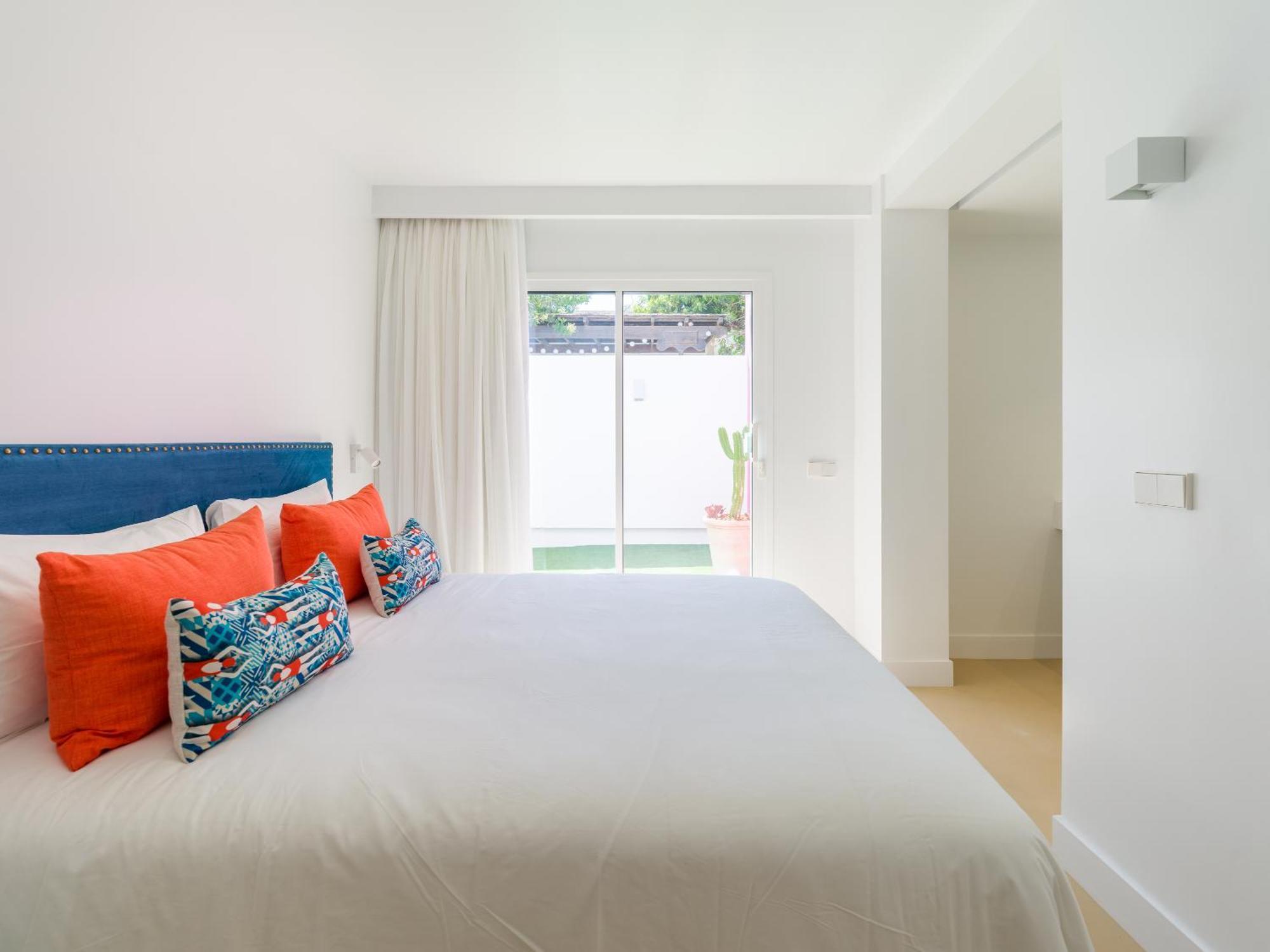 Miami Queens Villa With Private Pool By Tenpropertiesgc San Bartolome Bagian luar foto