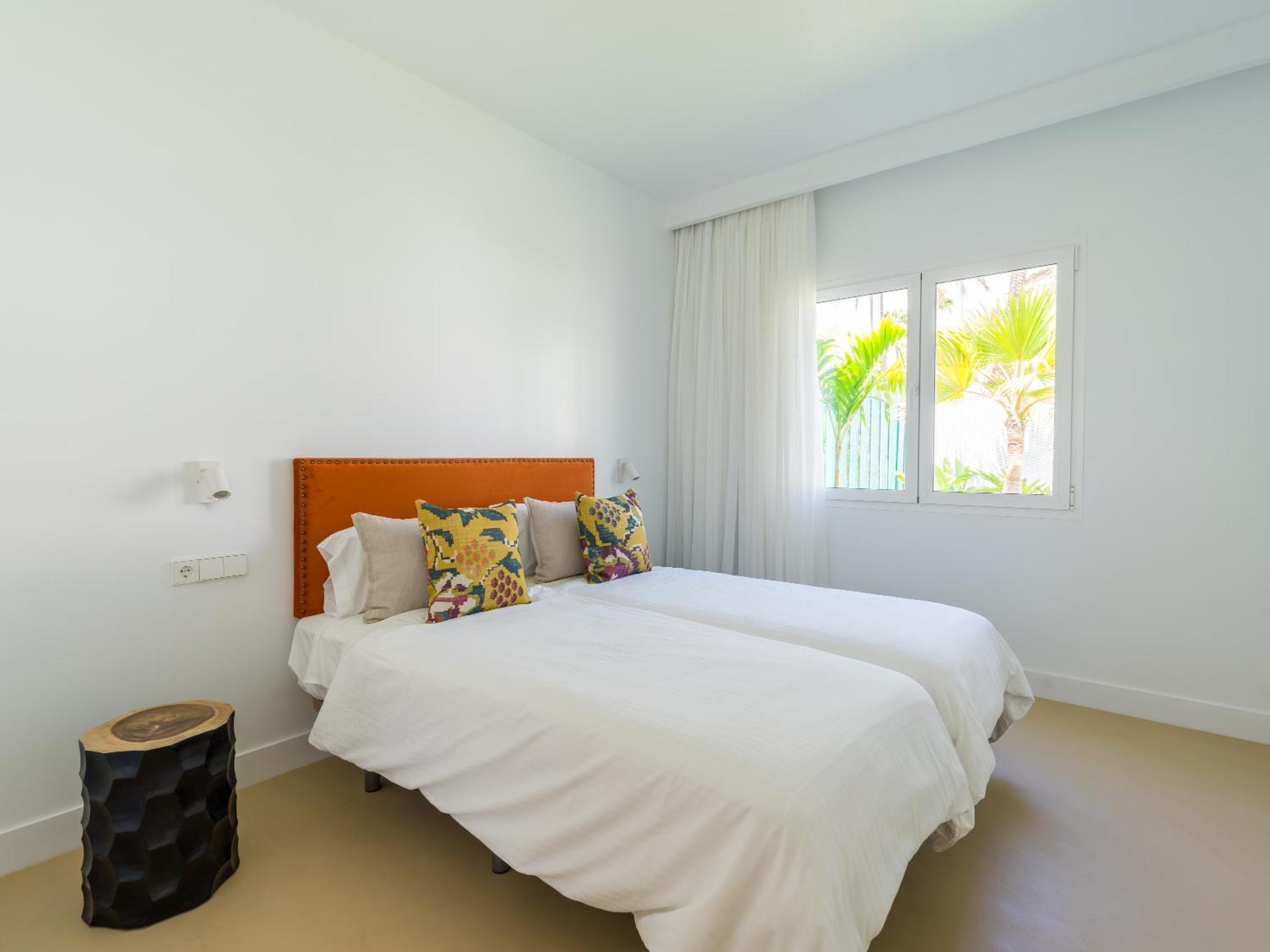 Miami Queens Villa With Private Pool By Tenpropertiesgc San Bartolome Bagian luar foto