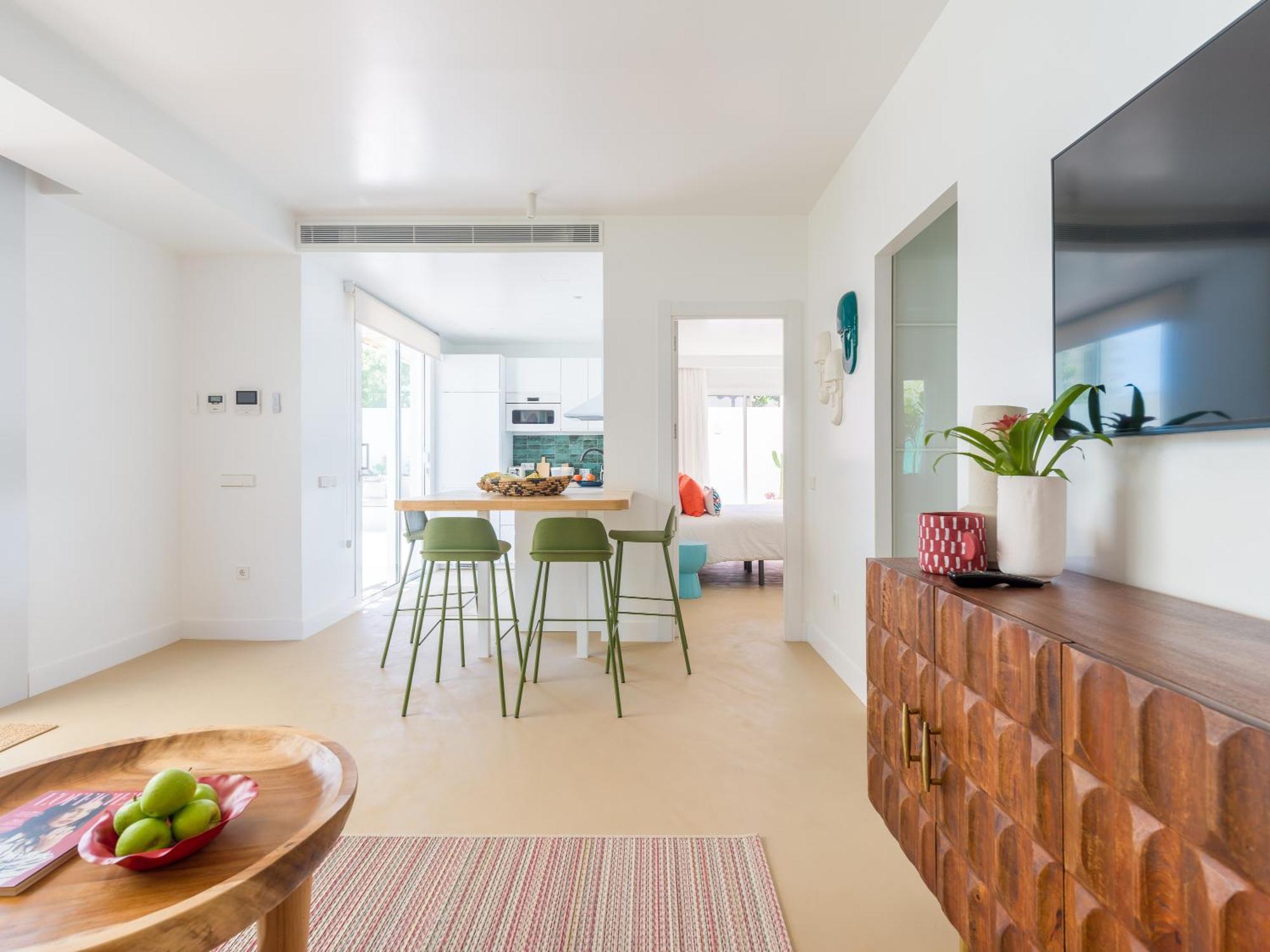Miami Queens Villa With Private Pool By Tenpropertiesgc San Bartolome Bagian luar foto